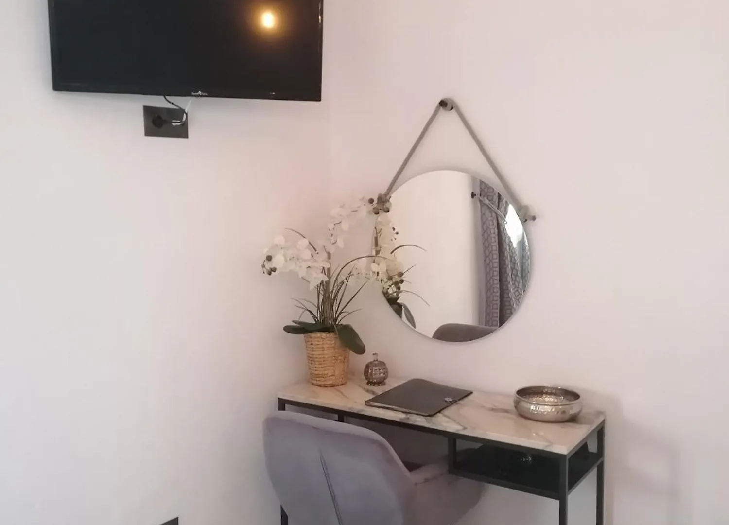 Hotel Villa Otivar - Rio Verde