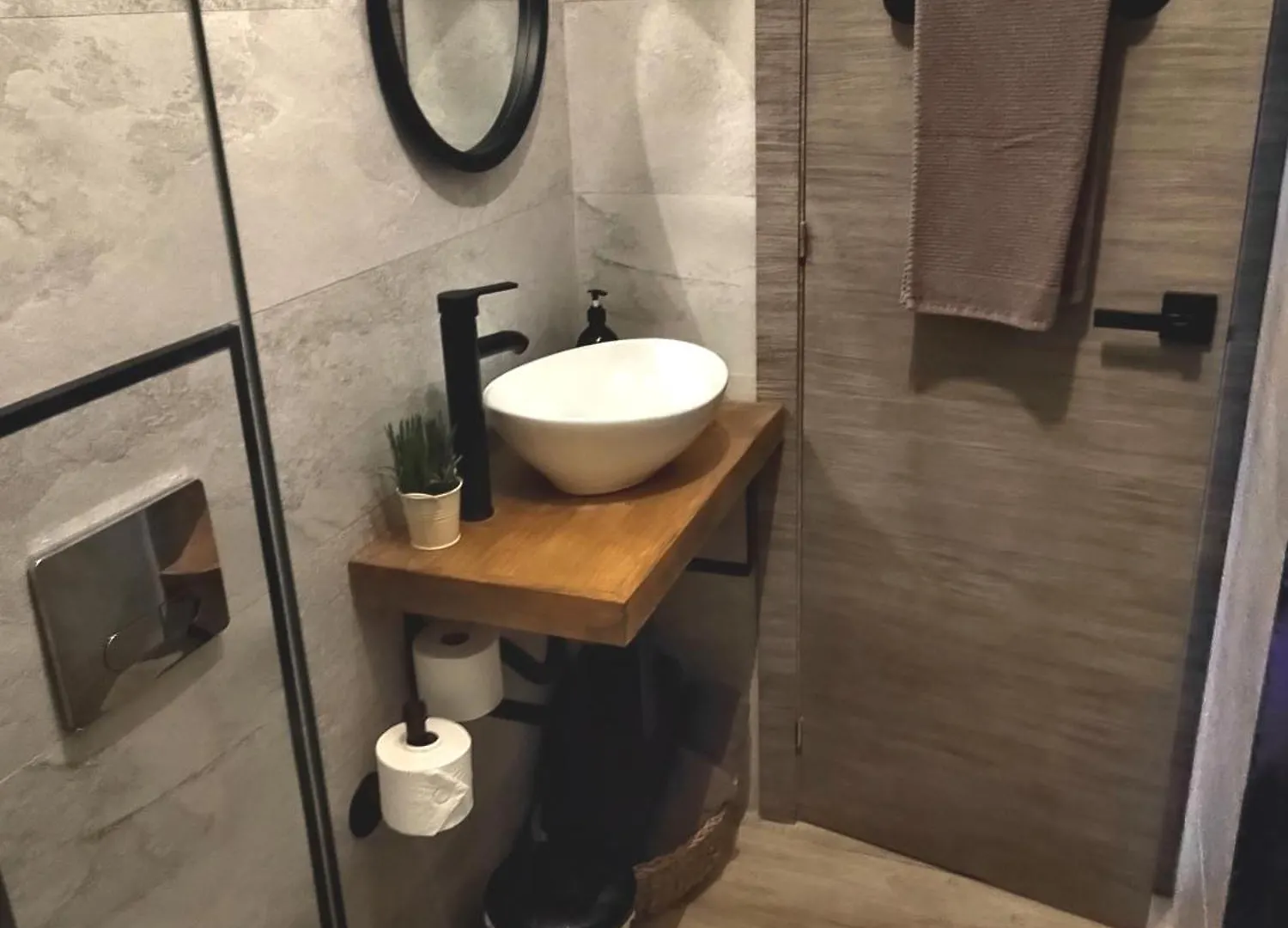 Hotel Villa Otivar - Rio Verde